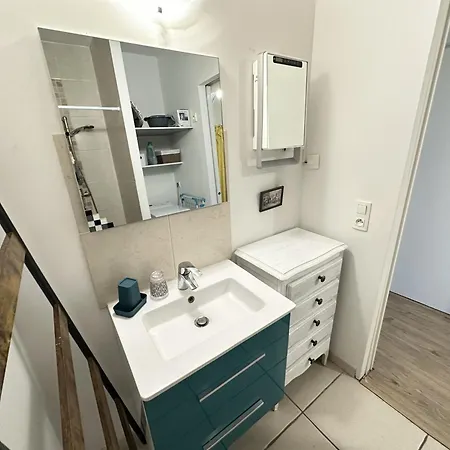 Apartment Port-vendres: T3 Lumineux Au Calme Pour 6, Proche Quais - Fr-1-309-490